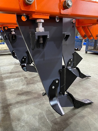 Плуг чизельный ПГ-5Н-9 (ПЧ-4.5)